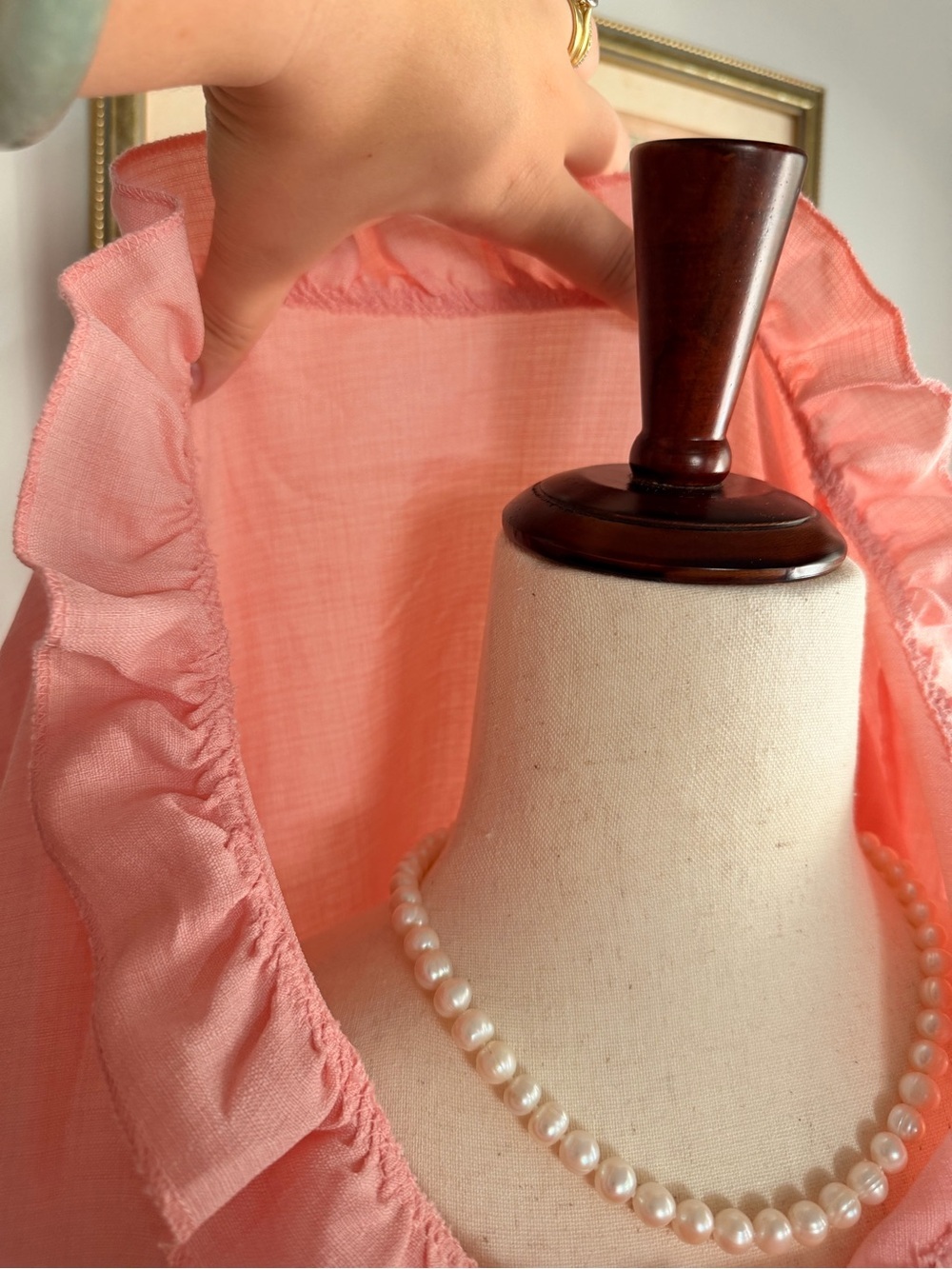 100% Linen Ruffle-Front Blouse - Picture 6 of 12